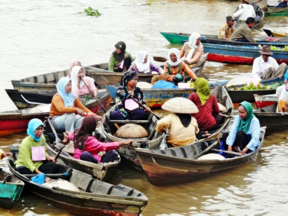 Hotel Victoria River View Banjarmasin  Εξωτερικό φωτογραφία