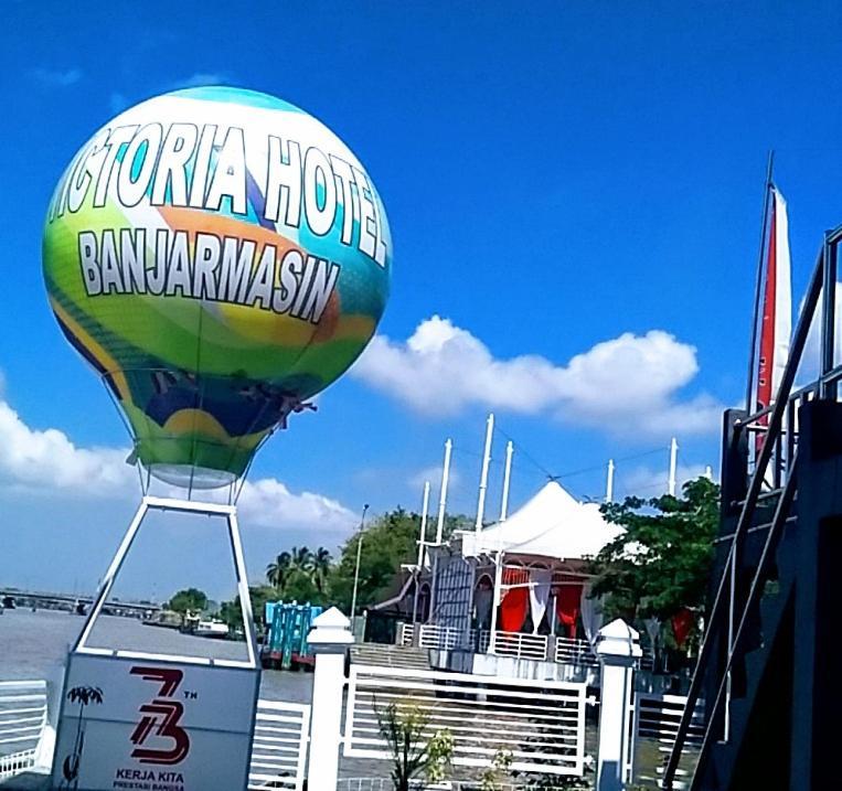 Hotel Victoria River View Banjarmasin  Εξωτερικό φωτογραφία